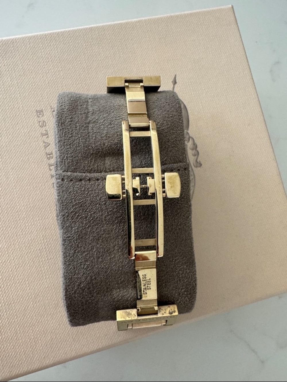 Burberry 'THE CITY' BU9033 Womens Watch - Picture 13 of 14